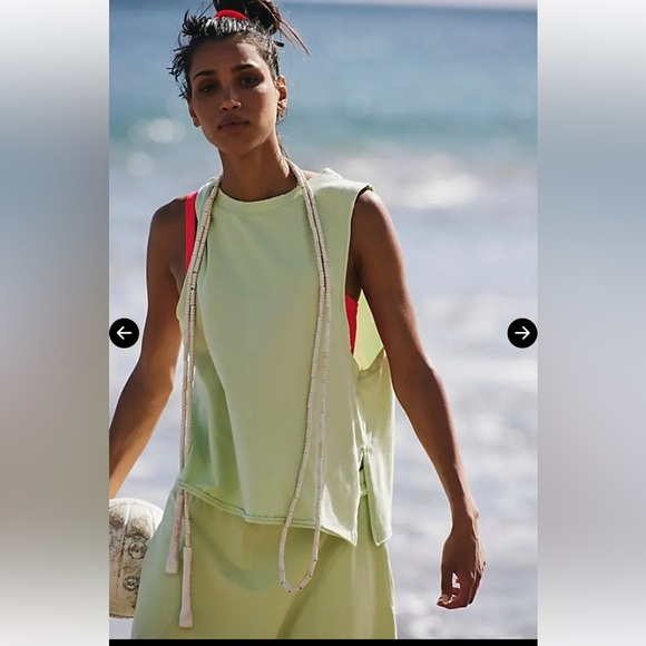 FP Movement Hot Shot Relaxed Set - Lemongrass Size Large Like New Retail $70 - Picture 4 of 7